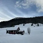 Feriehus Svarteberg Drengestugu - By Skisenter